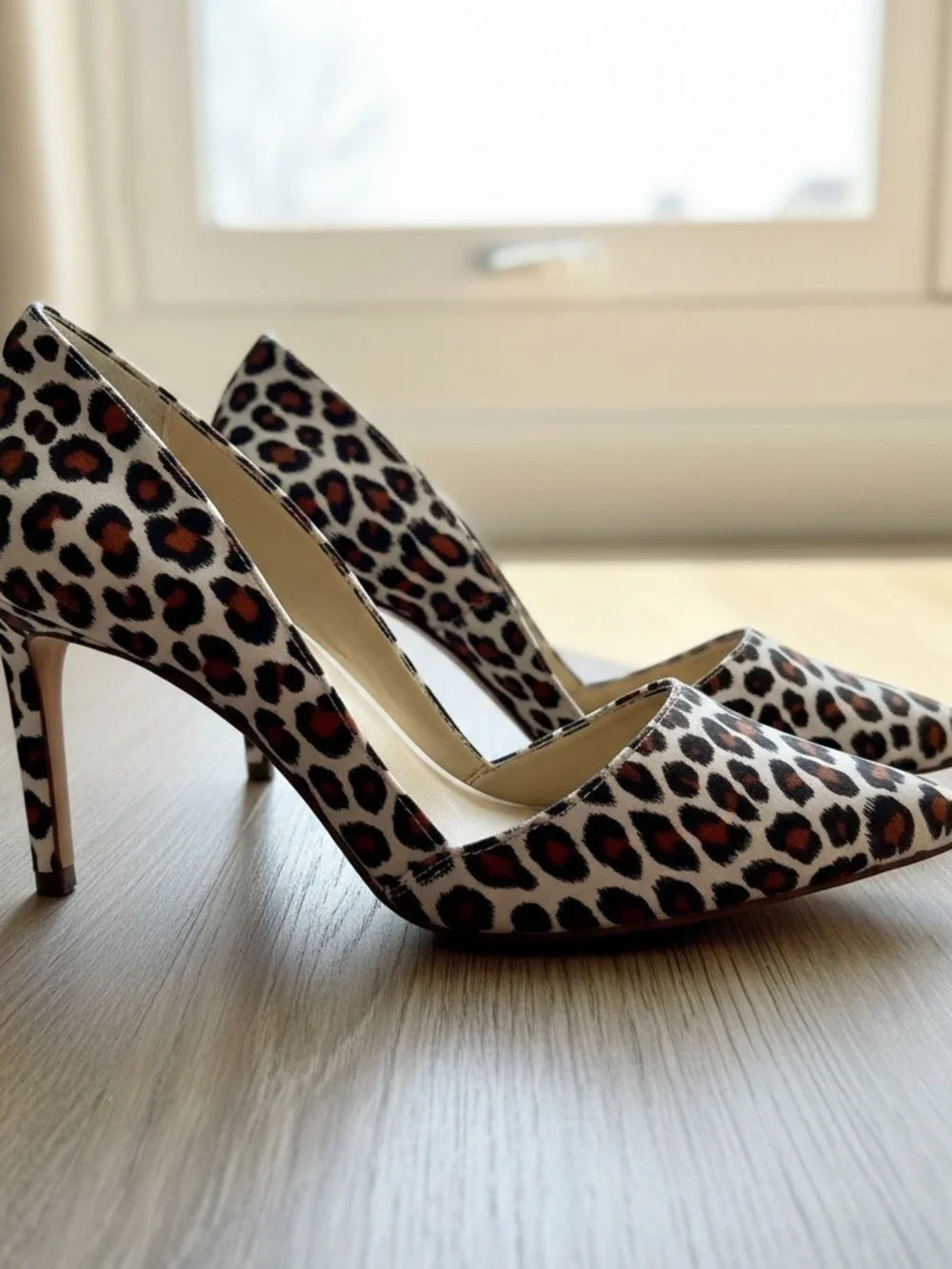 Ann Taylor Leopard-Print Pointed Pumps in Brown Black Cream